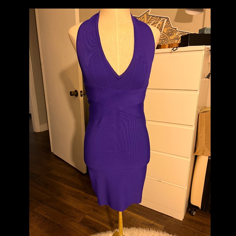 Gorgeous Guess bodycon dress.l